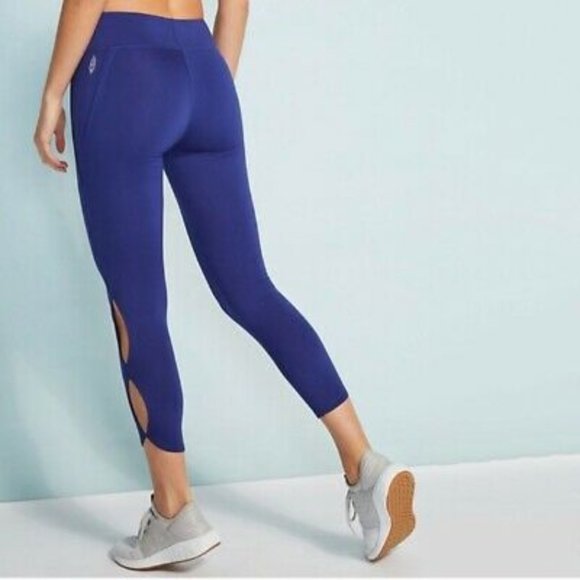 NEW! FP MOVEMENT infinity leggings - Picture 2 of 11
